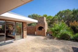 Kyle Kin Villa Braai Area