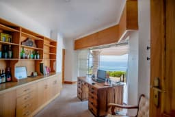 Kyle Kin Villa Office