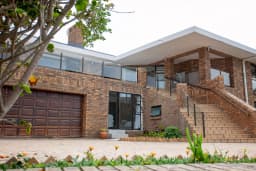 Kyle Kin Outside View