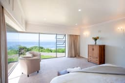 Kyle Kin Villa Bed Room