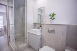 Apartment 60 Bathroom