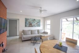 Apartment 71 Livingroom