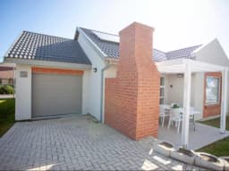 Outside View of Townhouse 87